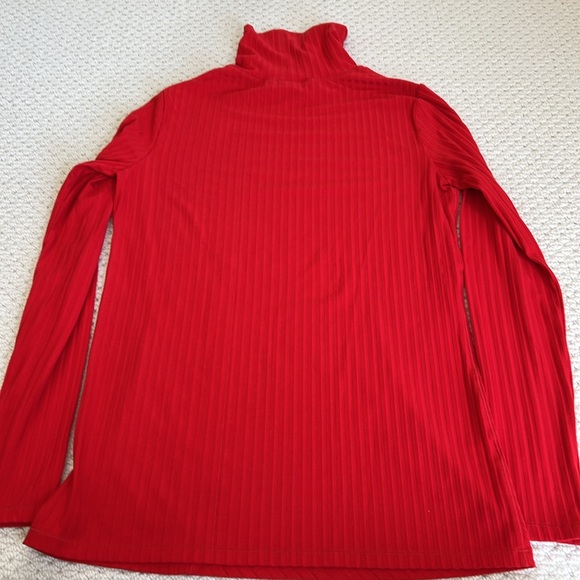 EUC Athleta ribbed turtleneck size small - Picture 9 of 9